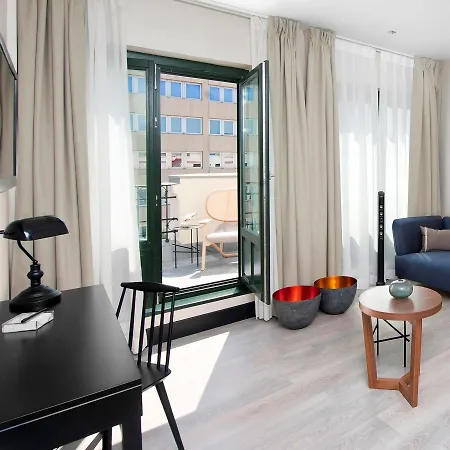 One Shot Luchana Hotel 4*