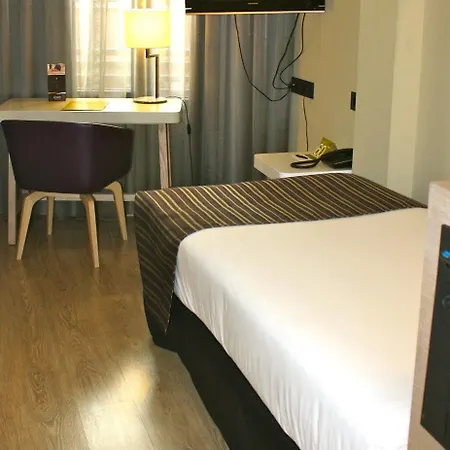 Exe Moncloa Hotel