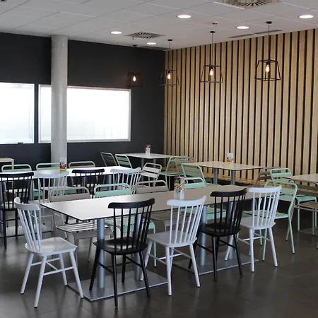 Residencia Universitaria Resa Erasmo * Μαδρίτη