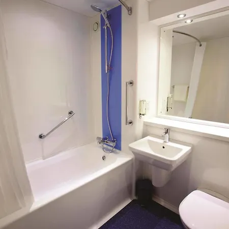 Travelodge Torrelaguna 3*