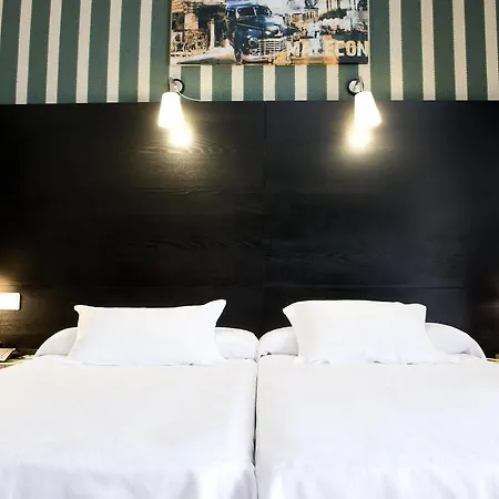Hrc Hotel 3*