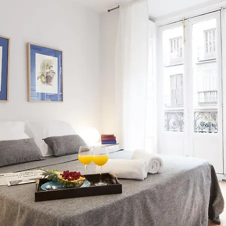 Apartment Aspasios Calle Mayor Madrid