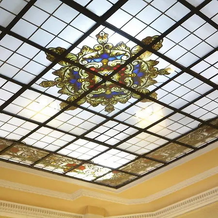 Mediodia Hotell 2*