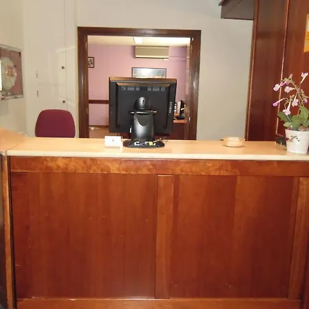 Escuela Hotel