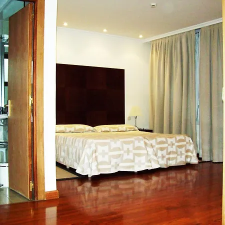 Escuela Hotel 2*