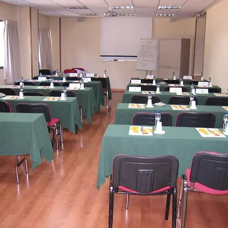 Escuela Hotel 2*