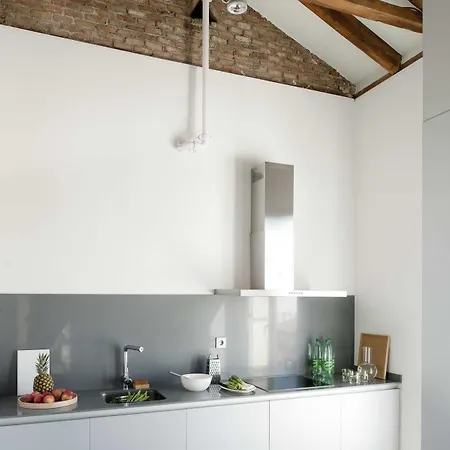 Apartment Eric Vokel *