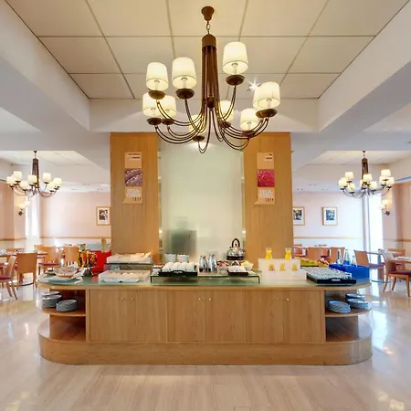 塞尔科蒂尔阿尔卡拉611酒店