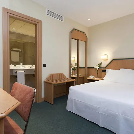 Praga Hotel 4*
