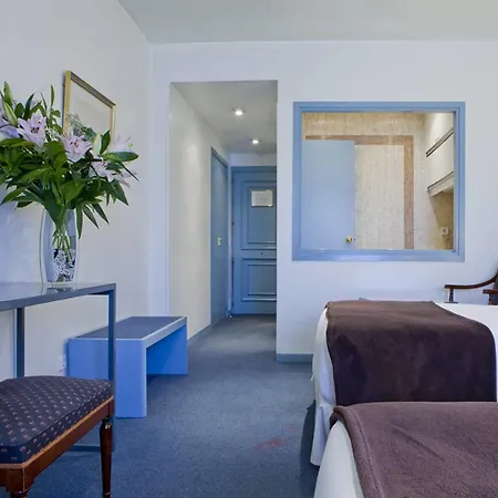 Espahotel Plaza De Espana 3*