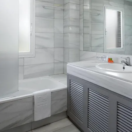 Th Aravaca Aparthotel