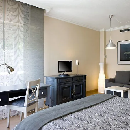 Aparthotel Th Aravaca 3*