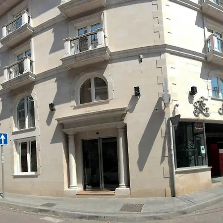 游侠酒店 酒店
