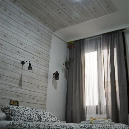 Hispano Gran Via Guest house Madrid
