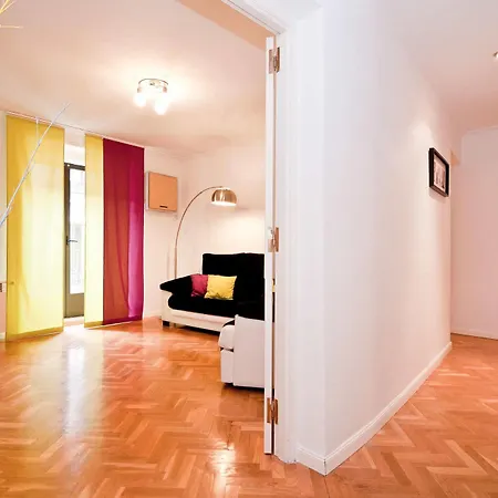 Apartamento Esparteros * Madrid