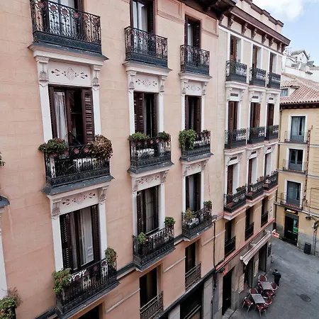 Apartamento Esparteros Apartment *