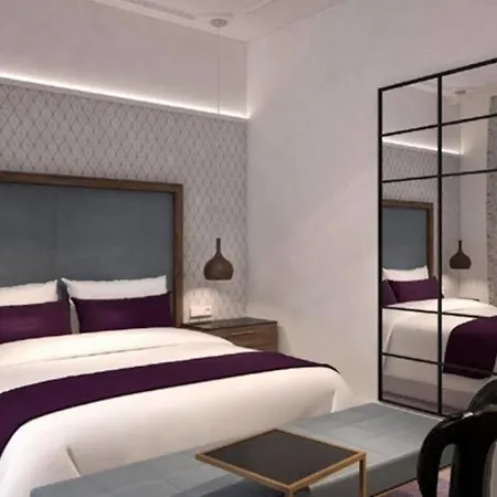Doubletree By Hilton Madrid-prado Otel