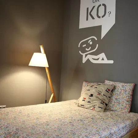 Ok Hostel *