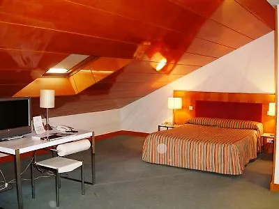 Prado Aparthotel 4*