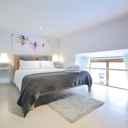 L&h Plaza Santa Ana Appartement Madrid