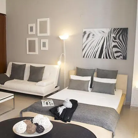 L&h Plaza Santa Ana Madrid