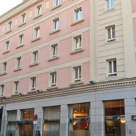 Hotell Porcel Ganivet 3*