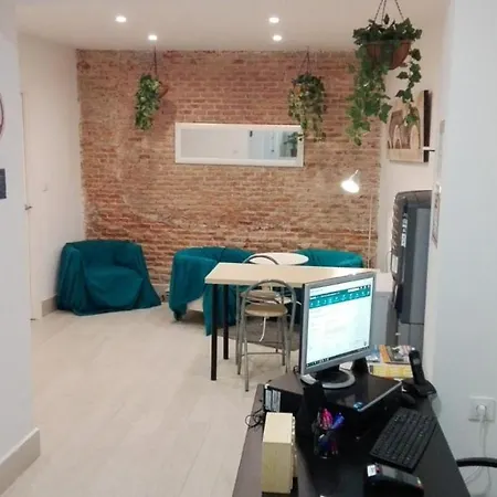 Grupo Rh - Hostel Hostel *