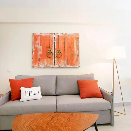 Beautiful Next To Santiago Bernabeu By Batuecas * Madrid