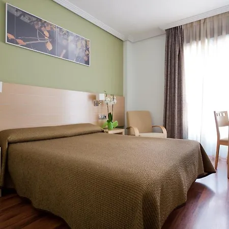 4c Bravo Murillo Hotel