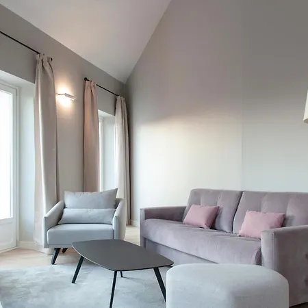 Mh Aparthotel