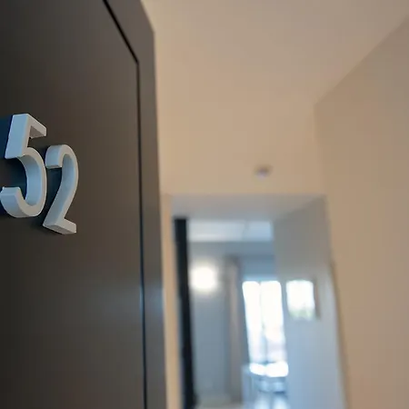 Mh Aparthotel 4*