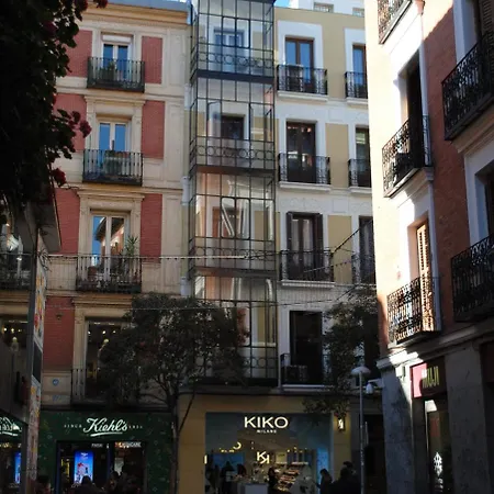 Abril Pensión Madrid