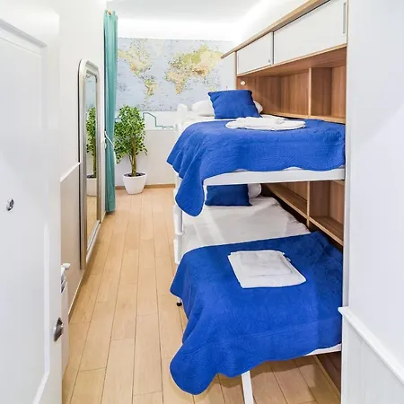 Apartment Plaza Del Callao Ii *