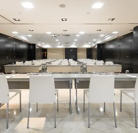 Nh Principe De Vergara Ξενοδοχείο