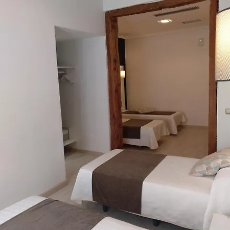 Aguilar Guest house 2*