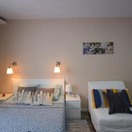 Aparthotel Eurosuite Malasana 205 Madrid