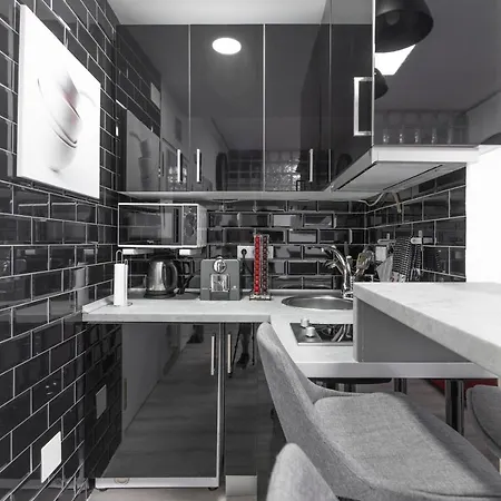 Argueelles Apartment *