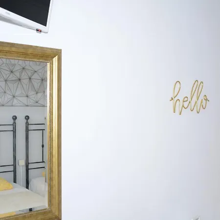 Alvaro Residencia 3* Madrid