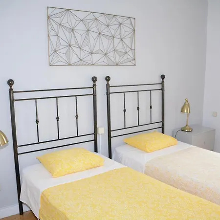 Guest house Alvaro Residencia 3*