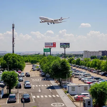 Ap Airport 3*