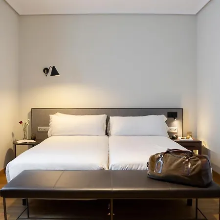 Petit Palace Triball 3*