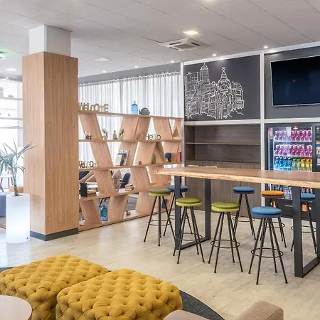 Aparthotel Airport Suites, Affiliated By Melia Madrid