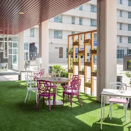 Aparthotel Airport Suites, Affiliated By Melia Madrid