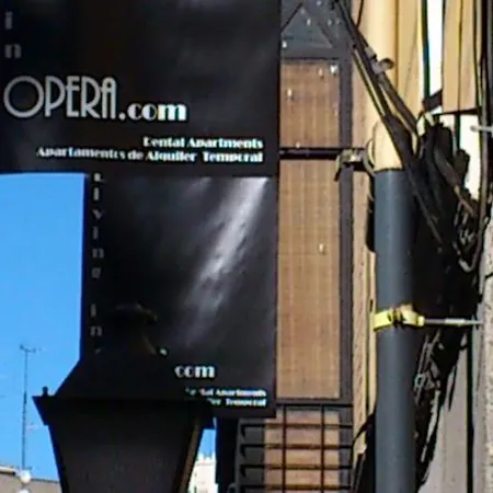 Livinginopera Escalinata Apartment Madrid