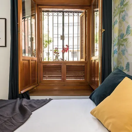 Apartment Gomez De Mora