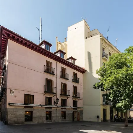 Gomez De Mora Apartment