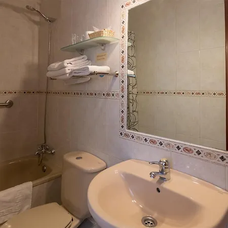 Santillan Pensjonat 2*