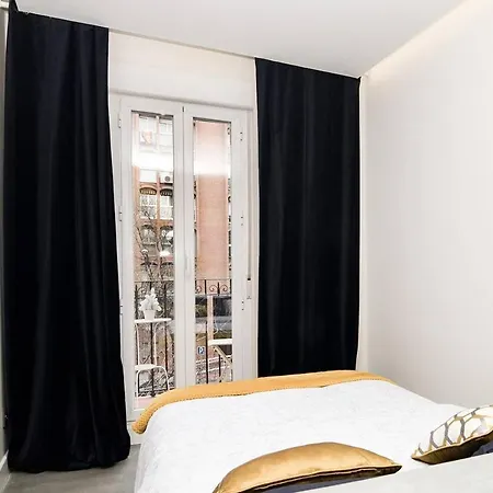 Modern In Embajadores Street By Batuecas Apartment *