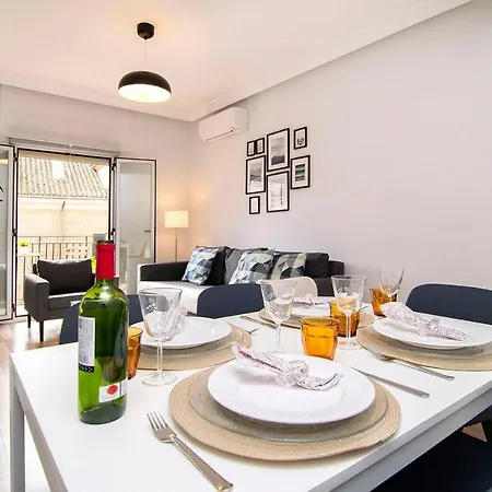 Apartment Sunny At The Foot Of Royal Palace By Batuecas Madrid