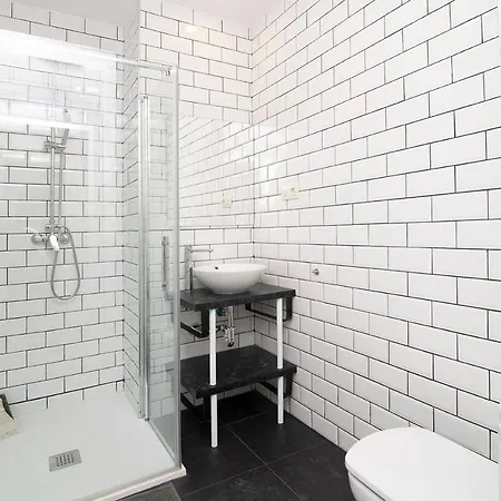 Apartment Sunny At The Foot Of Royal Palace By Batuecas Madrid